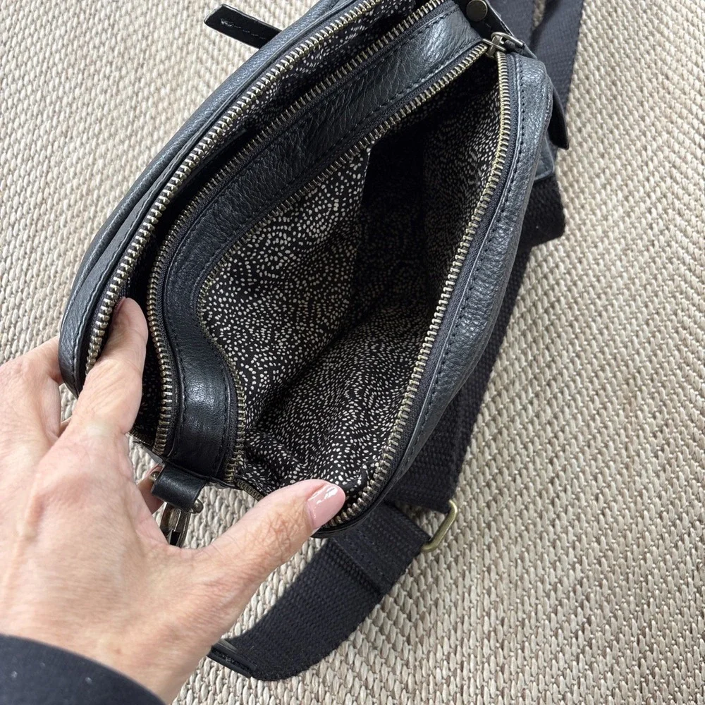 Fat Face Womens Black Genuine Leather Crossbody Bag Purse Classic - Picture 7 of 14